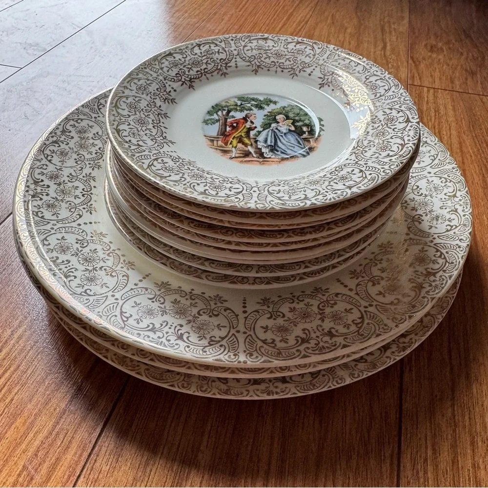 1940s  Sebring Pottery Co Made In USA Chantilly 22k Gold Trim Dish Set of 13
